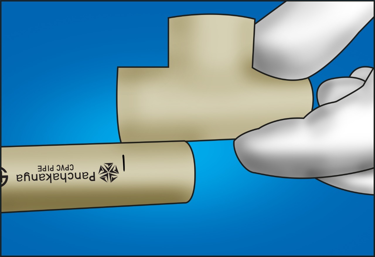 Step 3: Prepare the CPVC pipe and fitting to be joined by removing dirt or moisture.